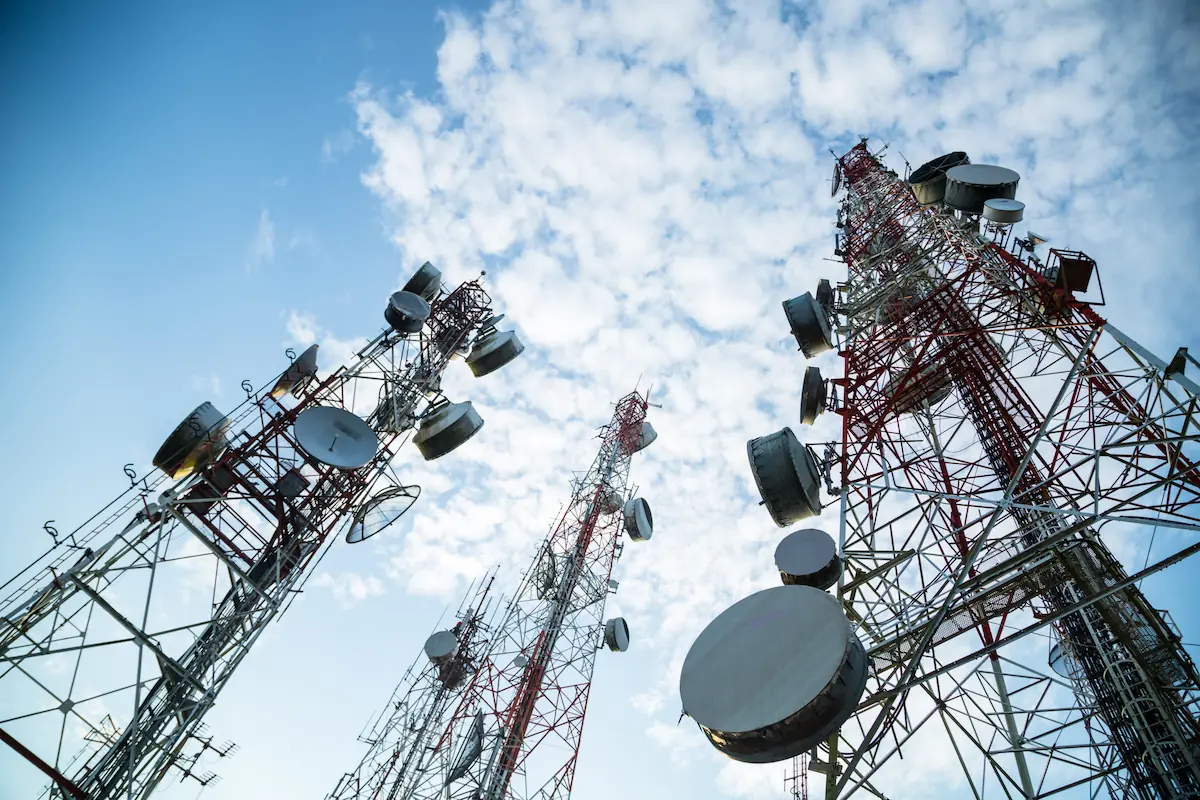 al-modon-holding-telecomminucation